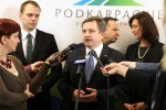 W Urzędzie Marszałkowskim w Rzeszowie odbyła się konferencja prasowa w sprawie zakupu przez spółki PIT-RADWAR oraz HSW sanockiego Autosanu.