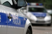 Stalowowolscy policjanci zatrzymali 25-letniego mieszkańca Stalowej Woli, który w jednym z lokali wymusił od barmanki 35 złotych.