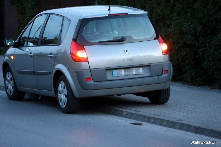 Wezwano grupę policyjnych techników. Na miejscu zabezpieczono ślady hamowania Harleya, które świadczyły o znacznej jego prędkości.