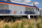 Do zdarzenia doszło na niestrzeżonym przejeździe kolejowym na ulicy Sandomierskiej.