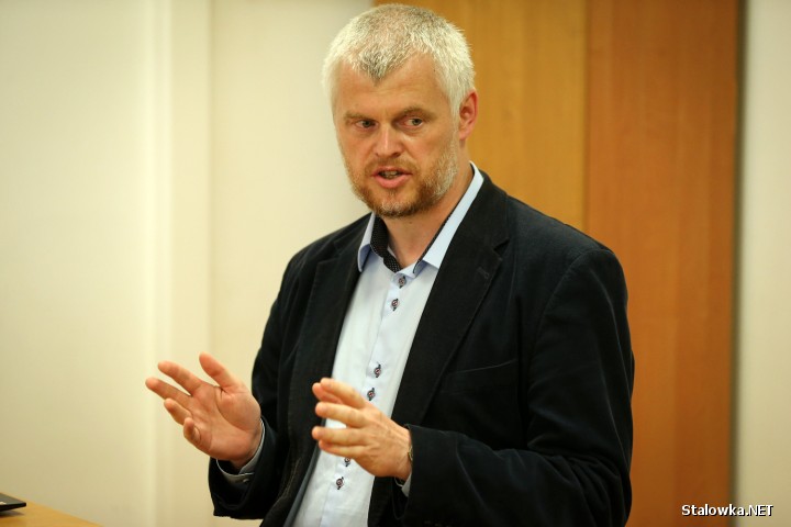 Redaktor Adam Cyło.