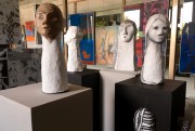 Do 26 sierpnia 2016 roku w Galerii Tło Miejskiego Domu Kultury w Stalowej Woli można oglądać prace ponad 70 osobowej grupy uczestników zajęć plastycznych dzieci, młodzieży i dorosłych.