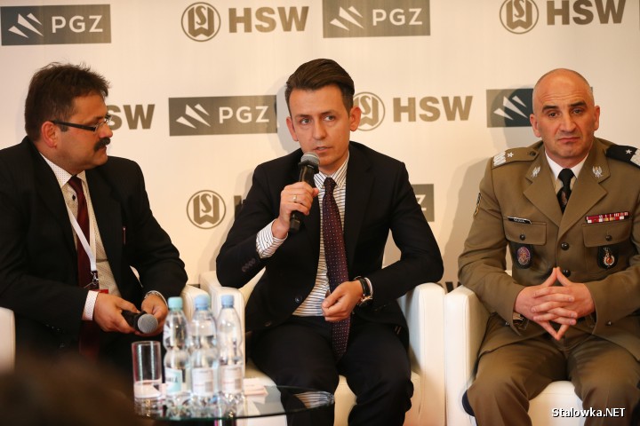 HSW S.A.: Posiedzenie sejmowej komisji obrony narodowej oraz debata o polskiej zbrojeniówce.