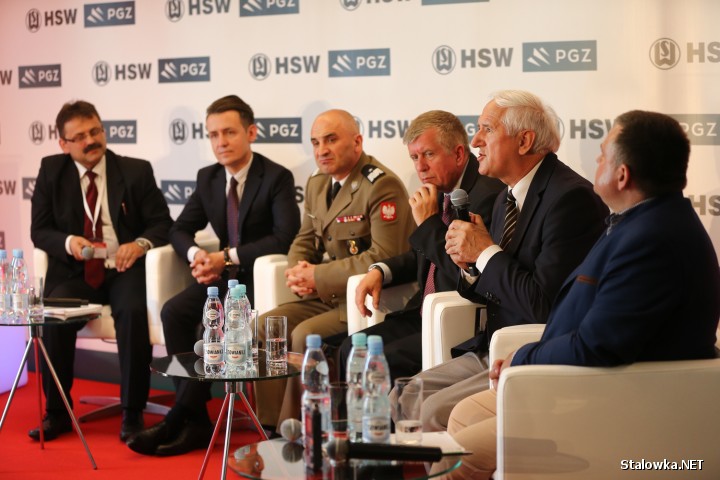 HSW S.A.: Posiedzenie sejmowej komisji obrony narodowej oraz debata o polskiej zbrojeniówce.