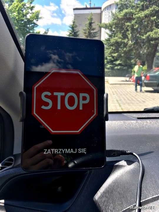 W czerwcu 2016 roku w Stalowej Woli odbyła się prezentacja urządzenia echo - drive, wspomagającego komunikację osób z dysfunkcjami słuchu podczas nauki na jazdy i egzaminów na prawo jazdy.