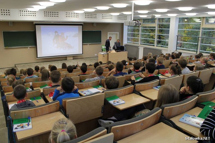 Od początku działalności Politechniki Dziecięcej w Stalowej Woli w zajęciach udział wzięło niemal 600 uczestników.