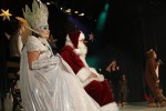 W tym roku zespoły artystyczne i społeczność MDK przygotowali bajkę O Mikołaju i śnieżnym Bałwanku.