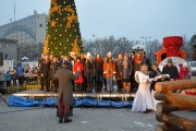 Na Placu Piłsudskiego przed Miejskim Domem Kultury odbyła się Wigilia Miejska.