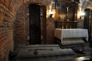 Pod koniec marca w podziemiach Klasztoru Braci Mniejszych Kapucynów w Stalowej Woli - Rozwadowie, gdzie mieszczą się krypty rozpoczną się prace konserwacyjne.
