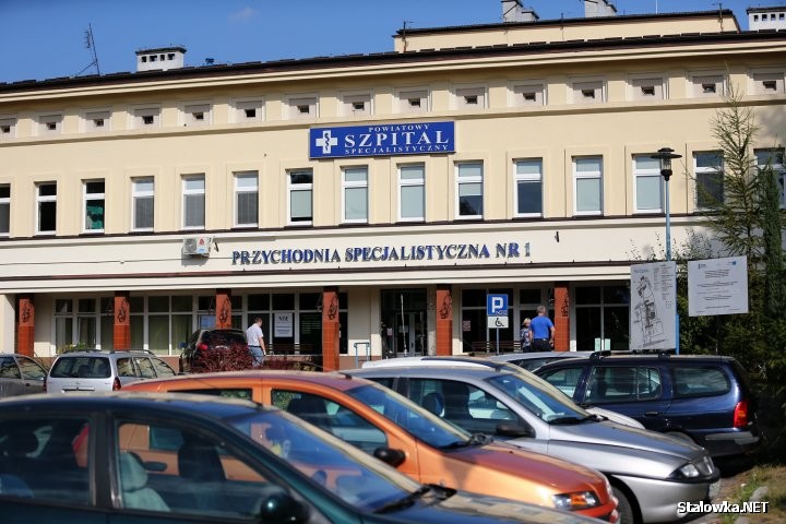 Powiatowy Szpital Specjalistyczny w Stalowej Woli zamierza sprzedać aparat do endoskopii. Powód? Nie ma kto na nim pracować.