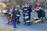 Poszkodowana z ciężkimi obrażeniami została przetransportowana do szpitala w Stalowej Woli. 