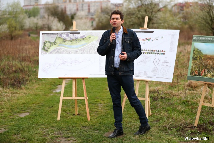 Zielone Ogrody Miasta to tytuł projektu dzięki któremu nowe przeznaczenie zyskają nadsańskie Błonia, skarpa nad zbiornikiem wodnym Oczko oraz Park Lubomirskich w Charzewicach.
