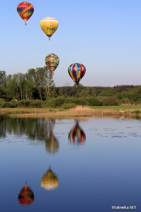 Stalowowolscy zawodnicy wystartowali nowym balonem CAMERON typu C-90.