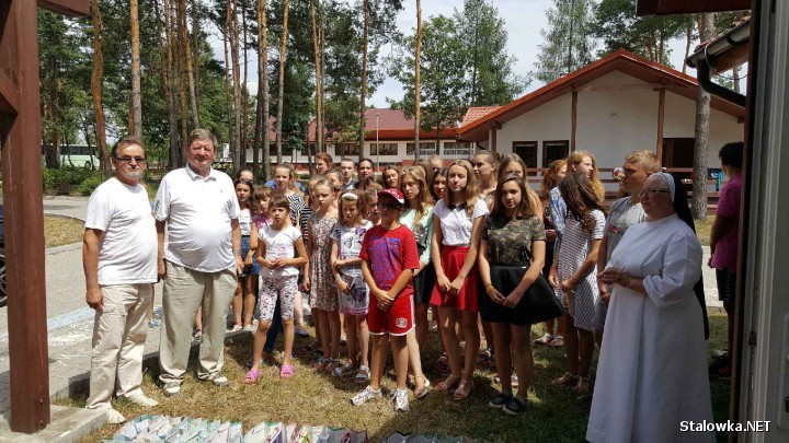Szlachetną tradycją stało się organizowanie wakacyjnego wypoczynku dla polskich dzieci z Żółkwi na Ukrainie w podkarpackim ośrodku Caritasu w Bojanowie.