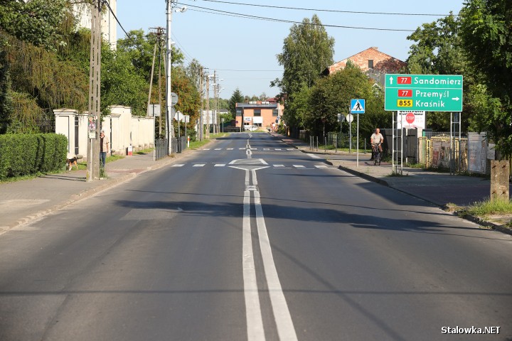 Od 16 sierpnia 2017 roku od godziny 7:00 zostanie zamknięty odcinek ulicy Sandomierskiej od skrzyżowania z ulicą Brandwicką do skrzyżowania z ulicą Lipową na okres około trzech tygodni.