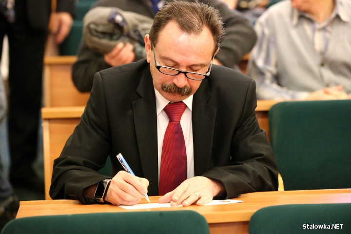 Marek Zaremba nie jest członkiem Prawa i Sprawiedliwości. W 2014 roku startował z list KW Prawo i Sprawiedliwość, zdobywając zaufanie 514 wyborców. 
