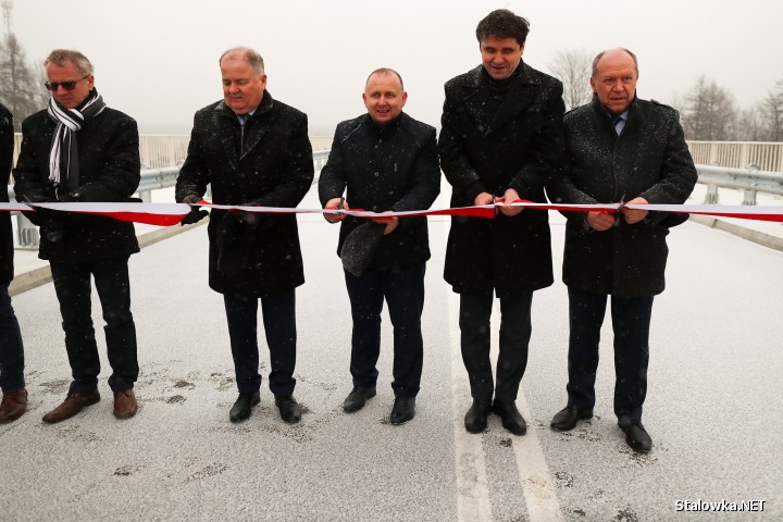 Po prawie dwóch latach przywrócono ruch drogowy na drodze wojewódzkiej nr 872 Łoniów - Nisko w raz z przebudową dwóch mostów na rzece Łęg. Dziś dokonano uroczystego przecięcia wstęgi.