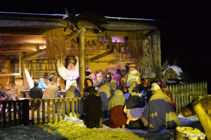Za kilka dni, tuż po świętach Bożego Narodzenia w Kochanach w gminie Pysznica rozpoczną się jasełka. To na unikatowe w skali kraju przedsięwzięcie zaprasza wszystkich mieszkańców Stalowej Woli i okolic stalowowolski przedsiębiorca Zbigniew Koczwara.