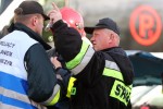 Na miejscu pracowali policjanci ze stalowowolskiej drogówki, którzy wyjaśniają okoliczności kolizji. W działaniach ratowniczych wzięli udział strażacy z OSP Zdziechowice oraz Zaklików.