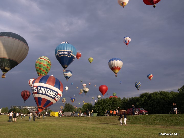 W imprezie wystartowało 102 balony z ponad 20 tu krajów. Polskę reprezentowało 13 ekip balonowych.