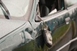Wypadek na Alejach Jana Pawła II w Stalowej Woli. Kierowca BMW wjechał na czerwonym świetle.