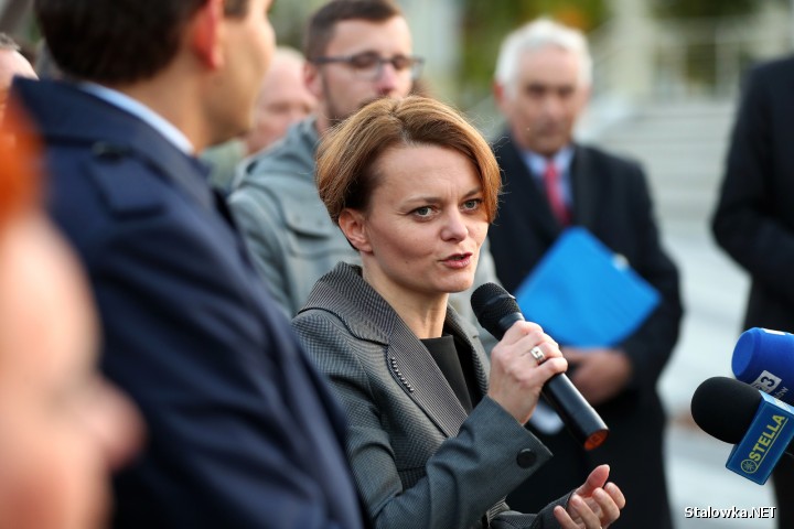 W Stalowej Woli gościła Jadwiga Emilewicz, minister przedsiębiorczości i technologii w rządzie Mateusza Morawieckiego. To nowy resort funkcjonujący od stycznia 2018 roku.