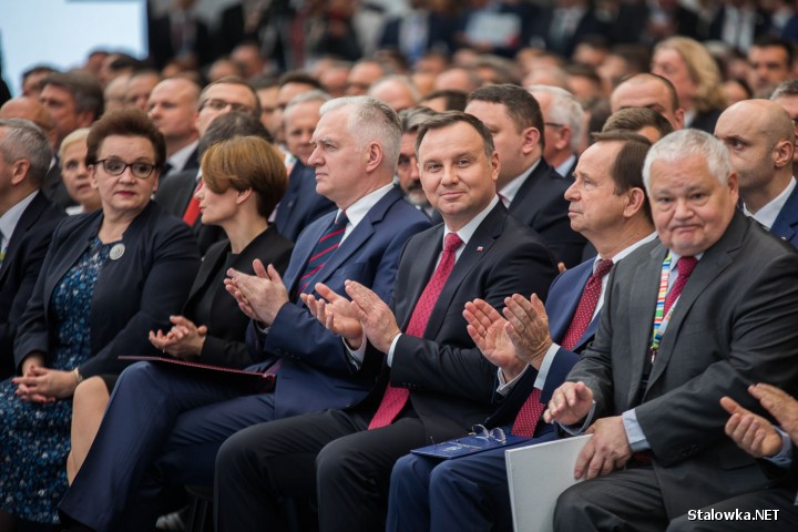 Delegacja ze Stalowej Woli, w tym prezydent Lucjusz Nadbereżny oraz Przewodniczący Rady Miasta Stanisław Sobieraj gościli na Kongresie 16 listopada.