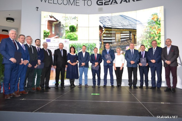 Na terenie obiektu G2A Arena Centrum Wystawienniczo-Kongresowe Województwa Podkarpackiego odbyło się uroczyste rozstrzygniecie Konkursu Piękna Wieś Podkarpacka 2018.