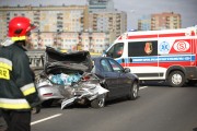 Do wypadku doszło na wiadukcie w Stalowej Woli.