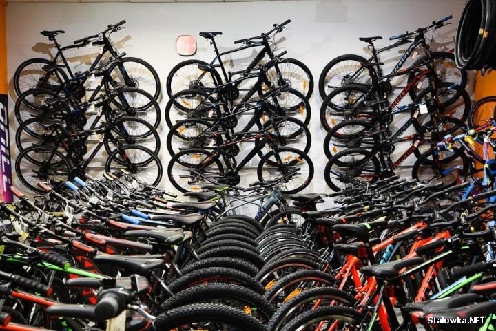 TIP-TOP rowery i narty oferuje szeroki wybór rowerów, części i akcesoriów rowerowych dla całej rodziny oraz dla rasowych zapaleńców.
