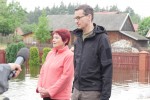 Premier RP Mateusz Morawiecki odwiedził miejscowość Ruda w gminie Bojanów w związku z trudną sytuacją powodziową.