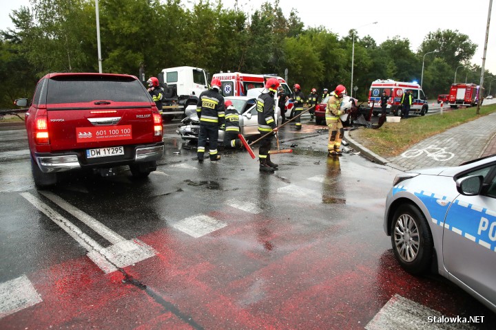 Do wypadku doszło na ulicy Staszica w Stalowej Woli. Trzy osoby zostały ranne.