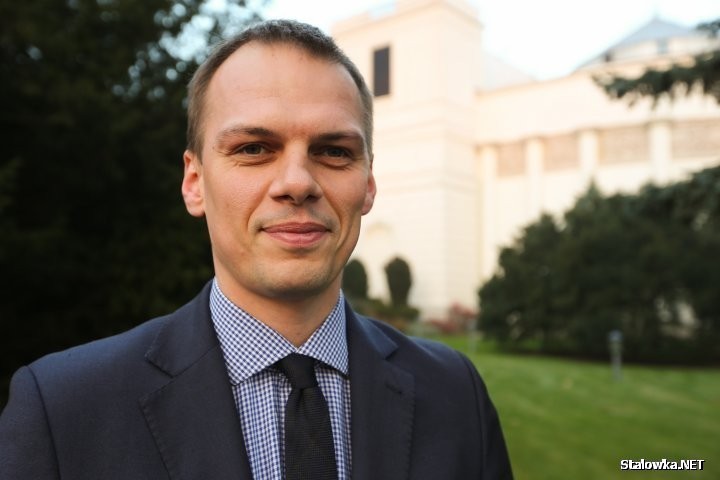 Ze Stalowej Woli do Sejmu z miejsca 10 kandyduje Rafał Weber, poseł obecnej kadencji, wiceminister w Ministerstwie Infrastruktury.