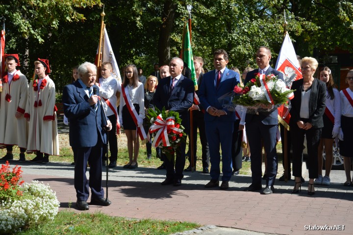 Uroczystość poprowadził Zbigniew Paszkiewicz, przewodniczący Koła Sybiraków.