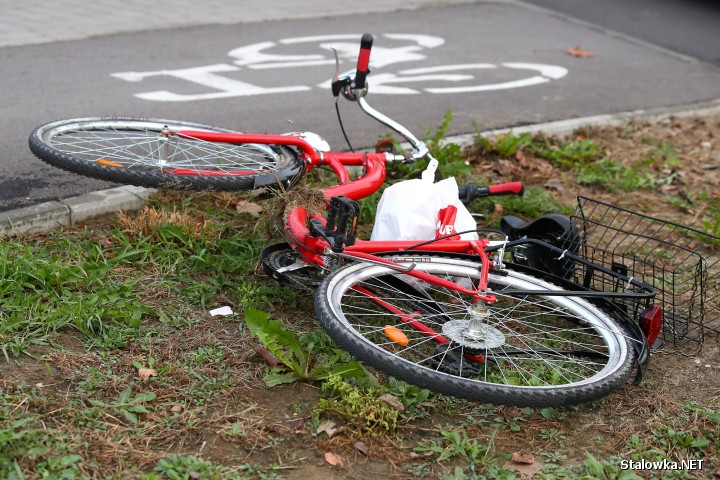 Na ulicy Okulickiego w Stalowej Woli doszło do potrącenia 50-letniej rowerzystki.