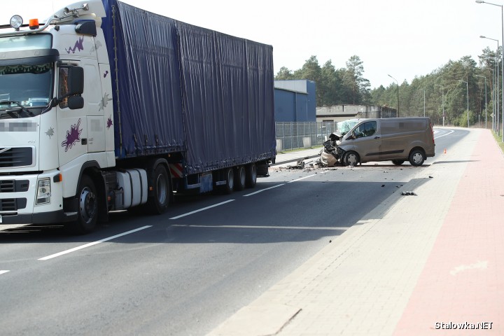 Do zderzenia dwóch pojazdów doszło na ulicy Przyszowskiej w Stalowej Woli.