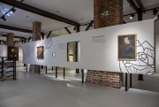 Wirtualny spacer umożliwi publiczności, bez wychodzenia z domu, wizytę we wnętrzach Galerii Malarstwa Alfonsa Karpińskiego.