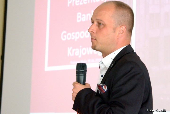 Rekomendowany na pełniącego obowiązki jest Grzegorz Czajka, dotychczasowy dyrektor rozwoju regionu na Podkarpacie Banku Gospodarstwa Krajowego. 