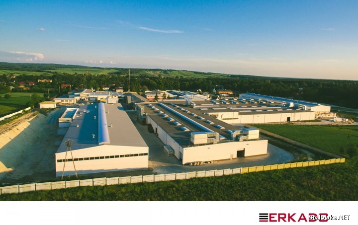 Znany w powiecie stalowowolskim producent drzwi Erkado, 15 września sfinalizował umowę na zakup hali produkcyjnej o powierzchni 11 tys. m2 od ARP S.A. 