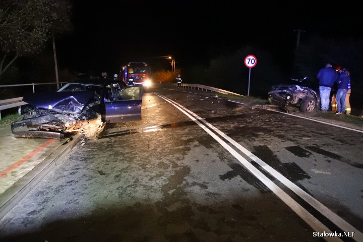 Do zderzenia dwóch pojazdów doszło na Drodze Wojewódzkiej nr 855 w miejscowości Musików (gmina Radomyśl nad Sanem). 