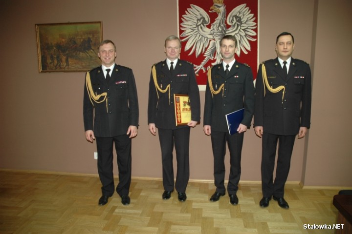 W siedzibie Komedy Powiatowej PSP w Stalowej Woli, z okazji Narodowego Święta Niepodległości wręczono awanse i wyróżnienia.