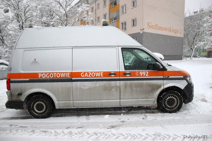 W bloku na osiedlu Fabrycznym na ulicy Marcelego Siedlanowskiego doszło do wycieku gazu.