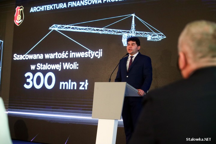 Stalowa Wola: konferencja z udziałem wicepremiera Jarosława Gowina.