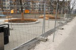 Podwórko dla Pława przy Alejach Jana Pawła II 6 to nowo budowany teren rekreacyjny w Stalowej Woli. Mimo że jeszcze nie oddany do użytku, już ulega zniszczeniu.