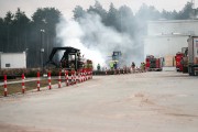 Do pożaru doszło na zewnątrz tartaku Ikea Industry przy ulicy Władysława Grabskiego w Stalowej Woli.
