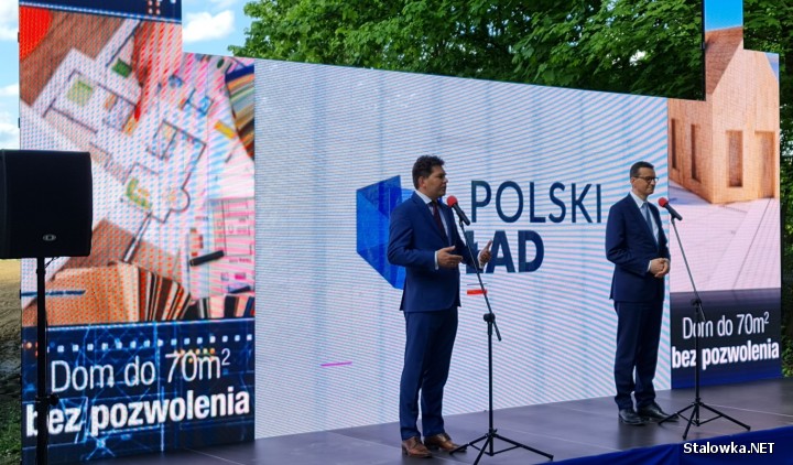 17 maja w charzewickim Parku gościł premier Mateusz Morawiecki, który zapoczątkował po Polsce objazd, przedstawiając założenia Polskiego Ładu, programu naprawczego po koronawirusie.