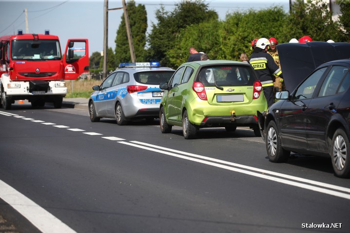 W Turbi doszło do kolizji drogowej z udziałem dwóch samochodów.