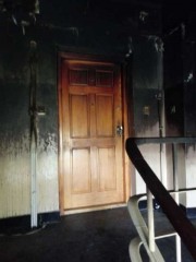 31 sierpnia miał miejsce pożar w bloku przy ulicy Romana Dmowskiego 6 w Stalowej Woli. Mieszkańcy mający swoje lokale w klatce gdzie doszło do niebezpiecznego zdarzenia chcieliby zacząć remonty.