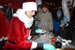 Spotkanie z Mikołajem zorganizowane zostało 6 grudnia na odnowionym Rozwadowskim Rynku w Stalowej Woli.