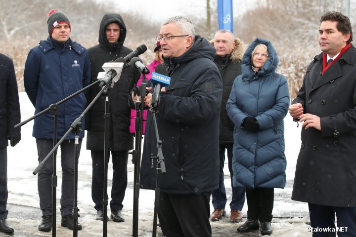 Stalowa Wola: minister Andrzej Adamczyk wizytował drogowe inwestycje.